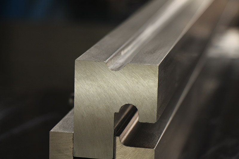 折彎?rùn)C(jī)鉸鏈模